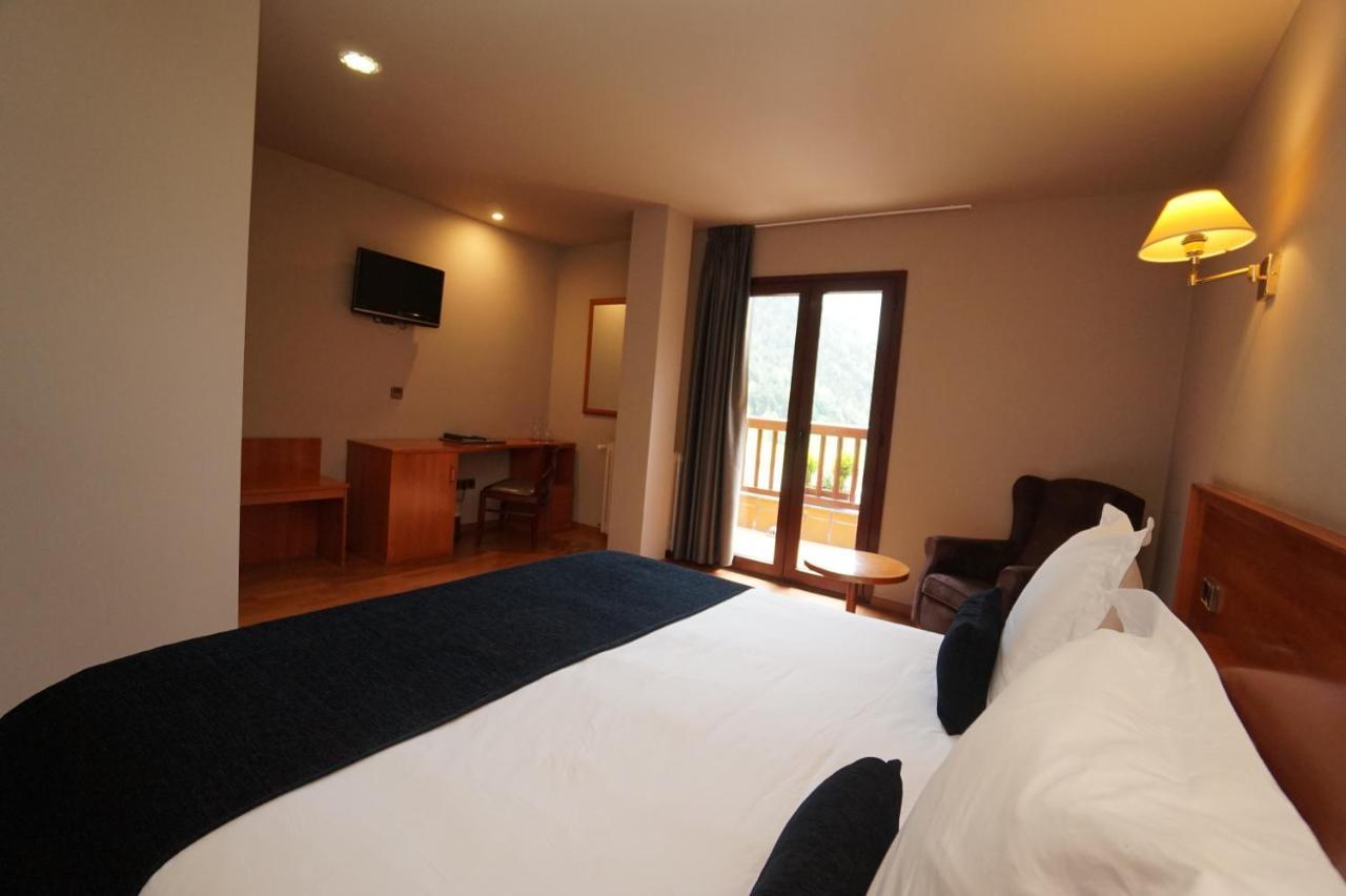 Hotel & Spa Niunit El Serrat Bagian luar foto