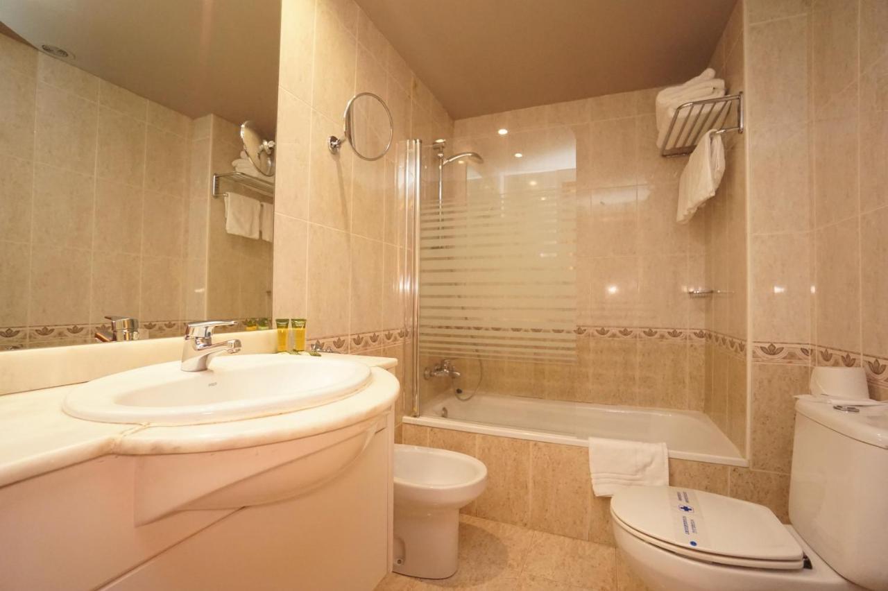 Hotel & Spa Niunit El Serrat Bagian luar foto