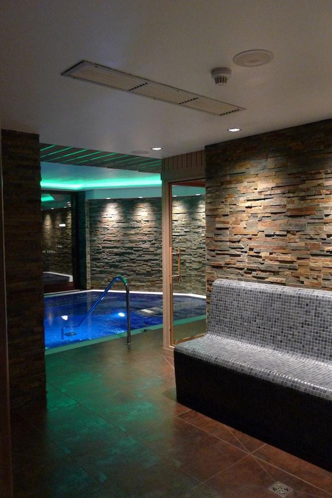Hotel & Spa Niunit El Serrat Bagian luar foto