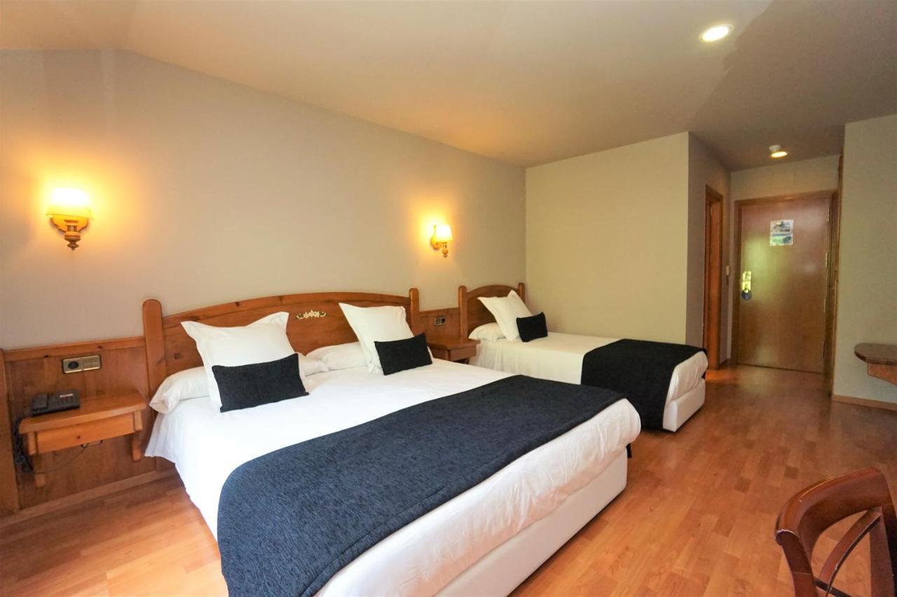 Hotel & Spa Niunit El Serrat Bagian luar foto