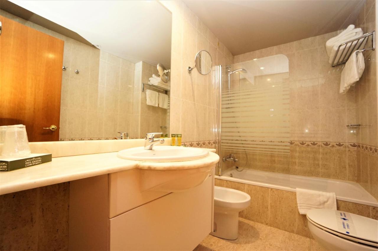 Hotel & Spa Niunit El Serrat Bagian luar foto