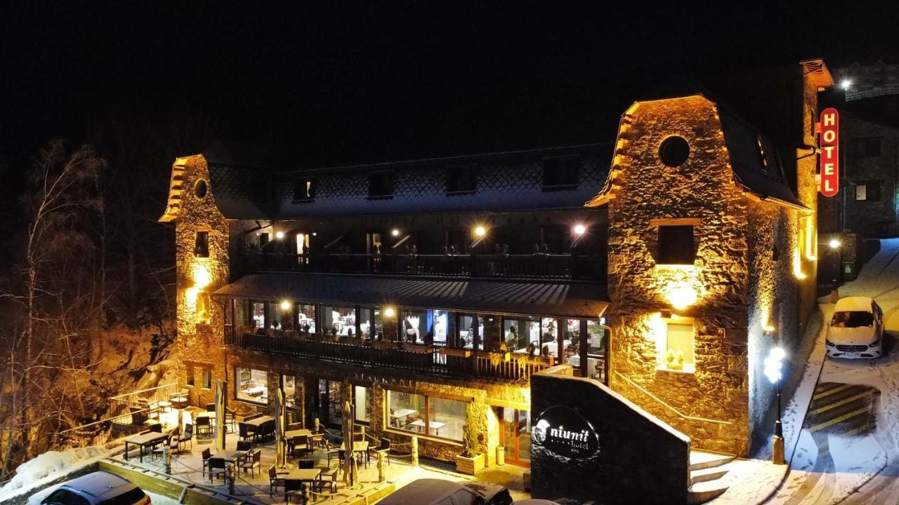 Hotel & Spa Niunit El Serrat Bagian luar foto