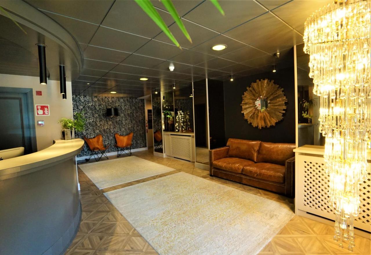 Hotel & Spa Niunit El Serrat Bagian luar foto