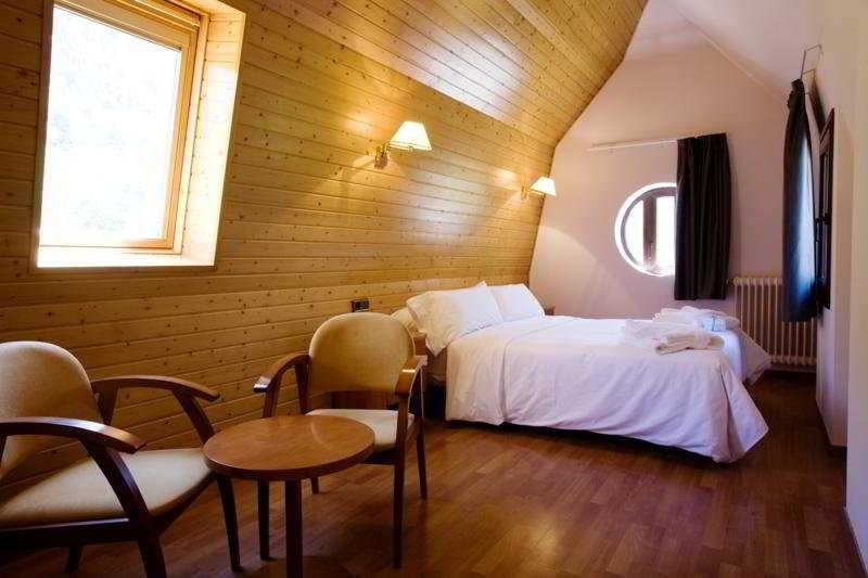 Hotel & Spa Niunit El Serrat Bagian luar foto