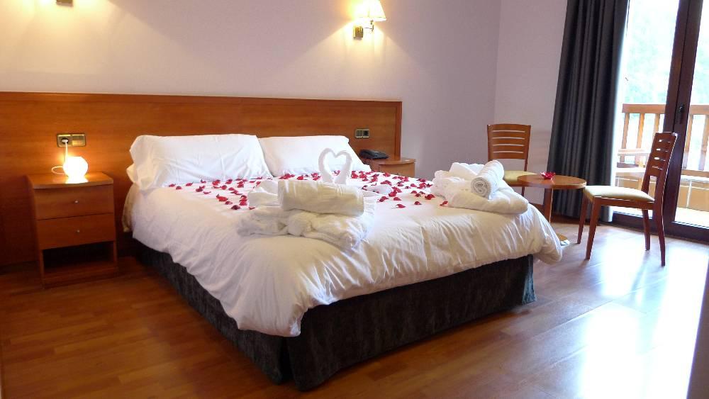 Hotel & Spa Niunit El Serrat Bagian luar foto