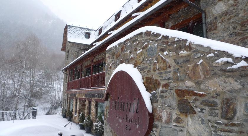 Hotel & Spa Niunit El Serrat Bagian luar foto