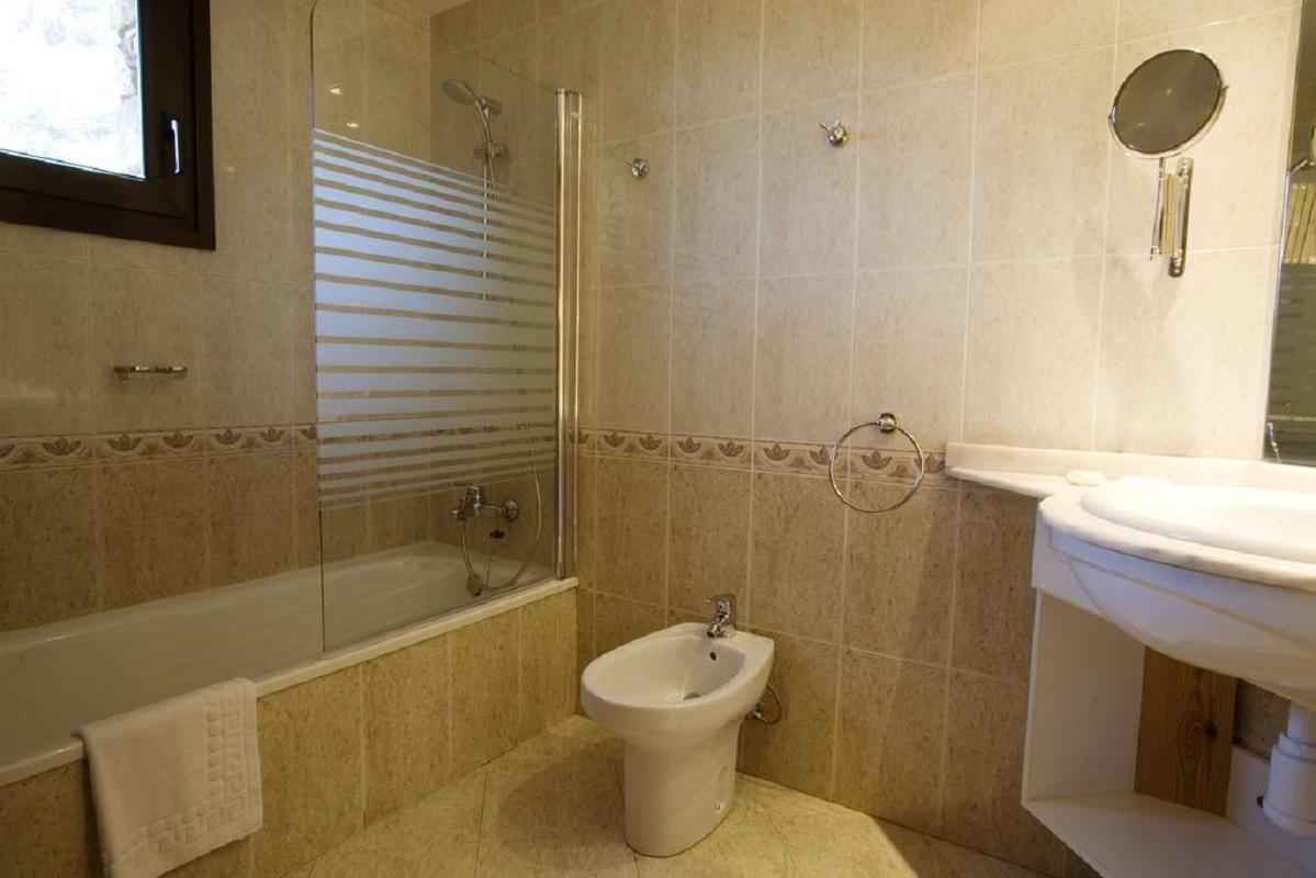 Hotel & Spa Niunit El Serrat Bagian luar foto