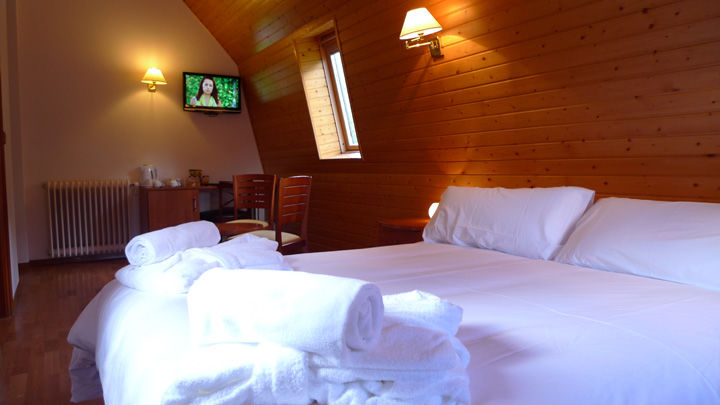 Hotel & Spa Niunit El Serrat Bagian luar foto